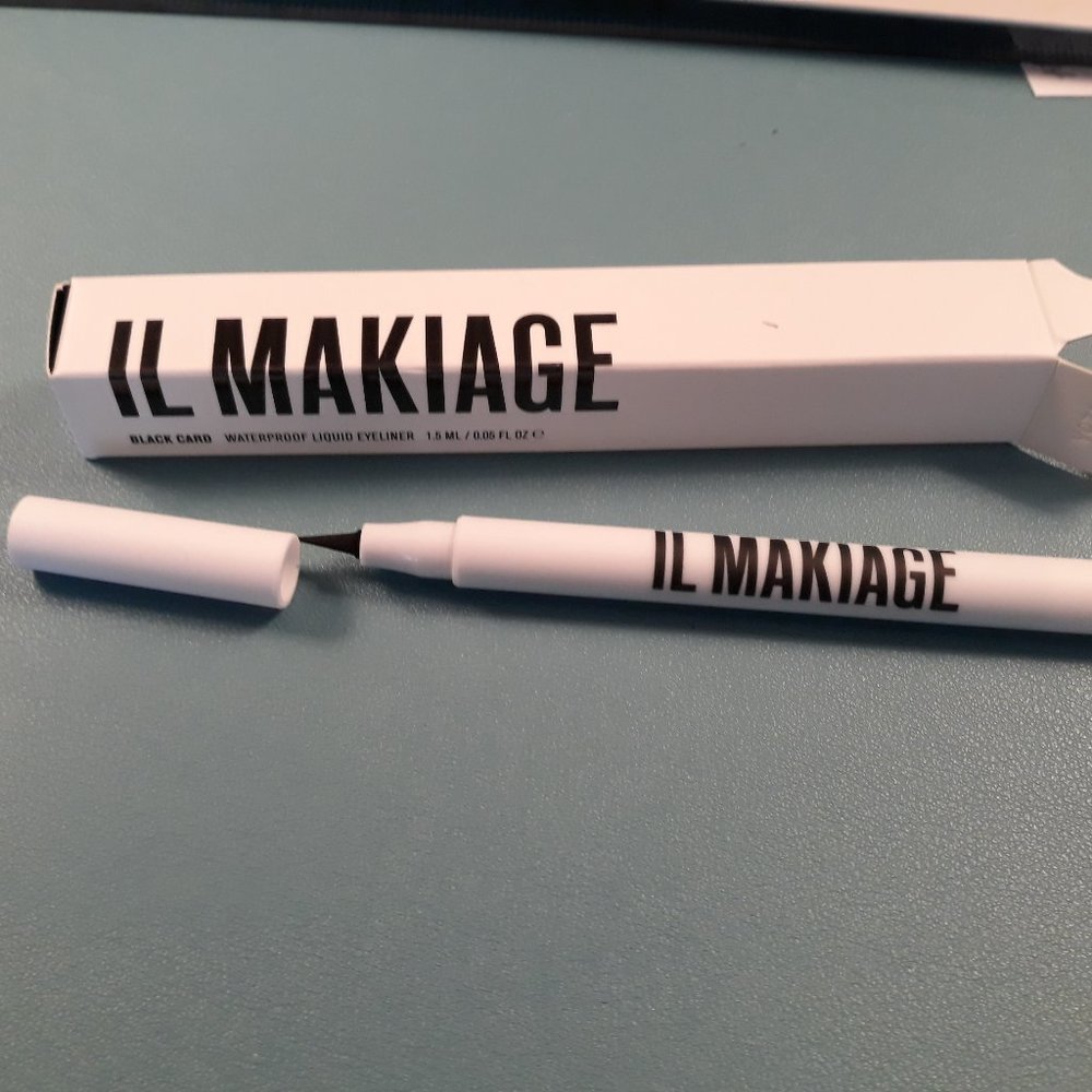 IL MAKIAGE Black Card Waterproof Liquid Eyeliner